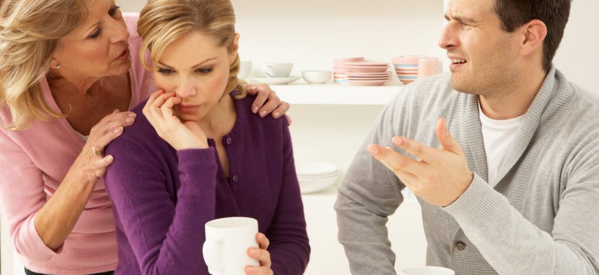 Что делать, если родственники мужа лезут в вашу личную жизнь